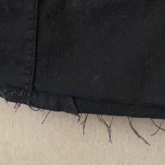 H&M Solid black skirt - Picture 3 of 3